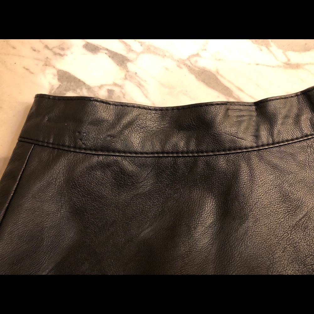 Millau | Black Skirt - Picture 6 of 8